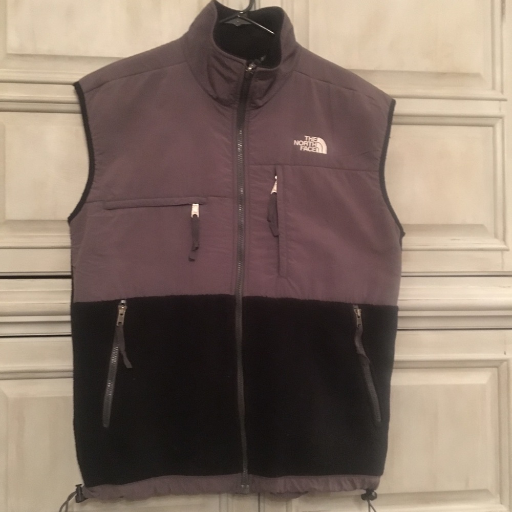 Men’s North Face Vest